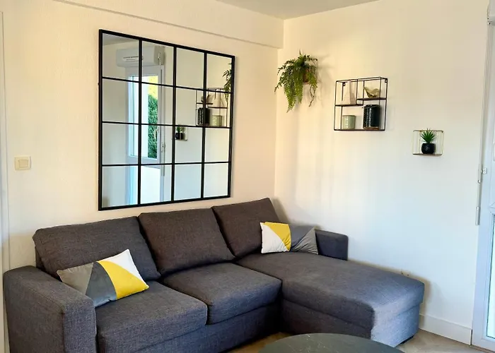 아파트 Narb'home, Cosy , Parking, Balcon *
